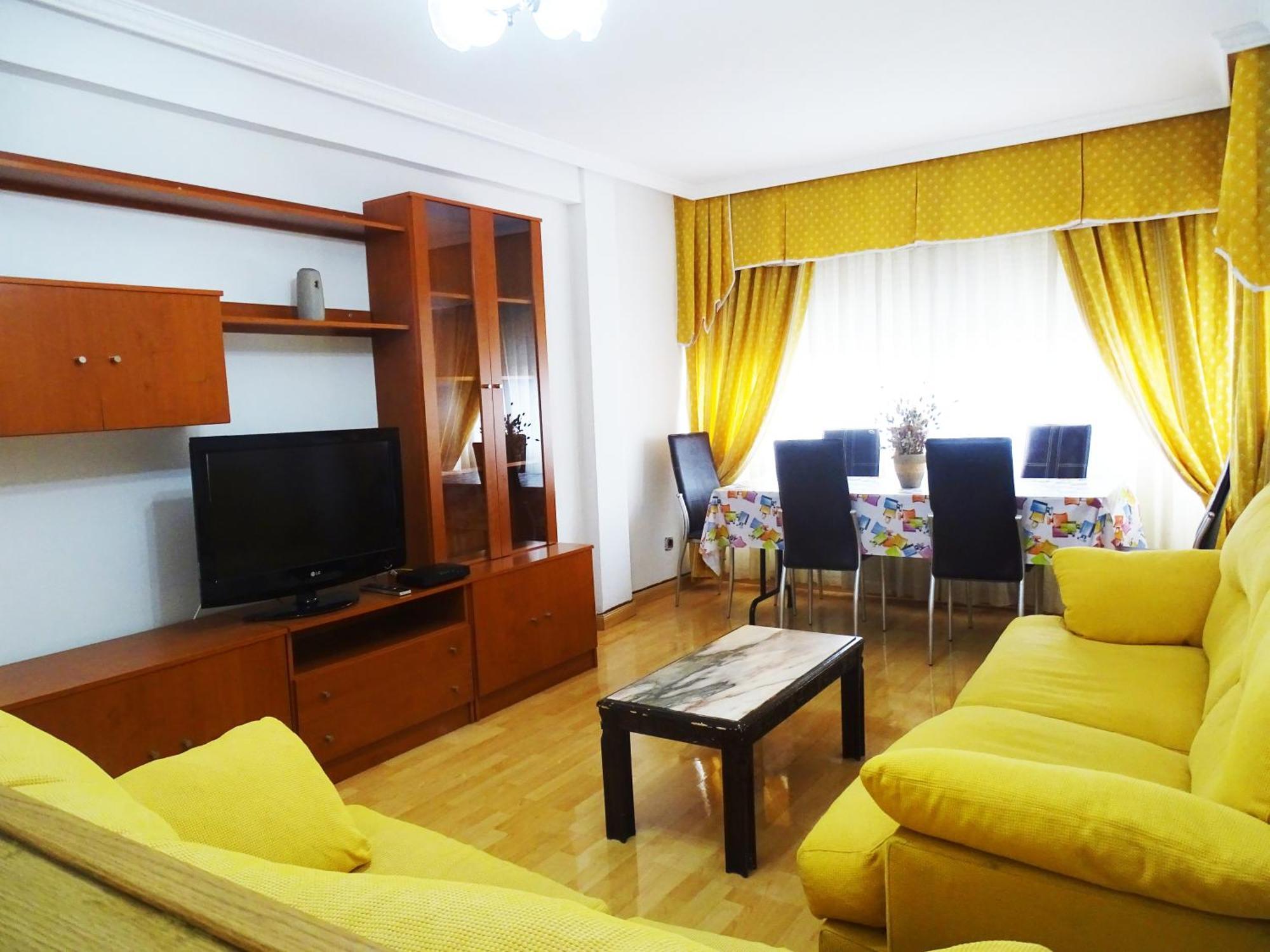 Apartamento En Alcala De Henares Bagian luar foto
